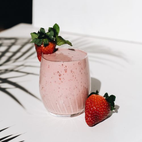 The Perfect Vegan Strawberry Smoothie To Start The Day